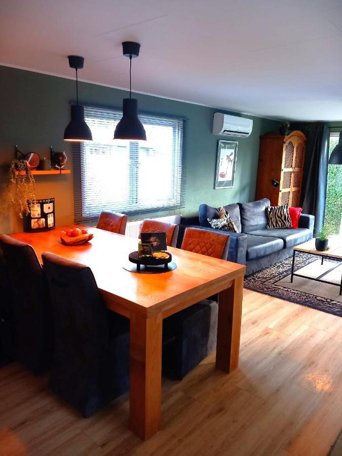 Veluwepark Reewold #Chalet Buizerd# Tussen Het Bosrijke Putten En Garderen المظهر الخارجي الصورة